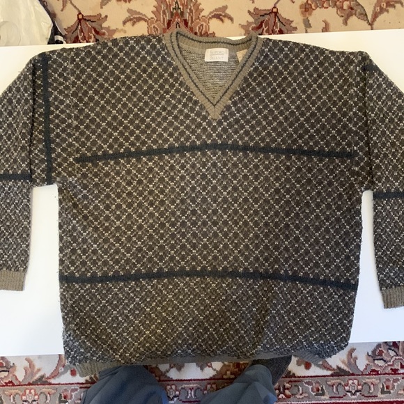 Vintage knit sweater - Picture 3 of 5